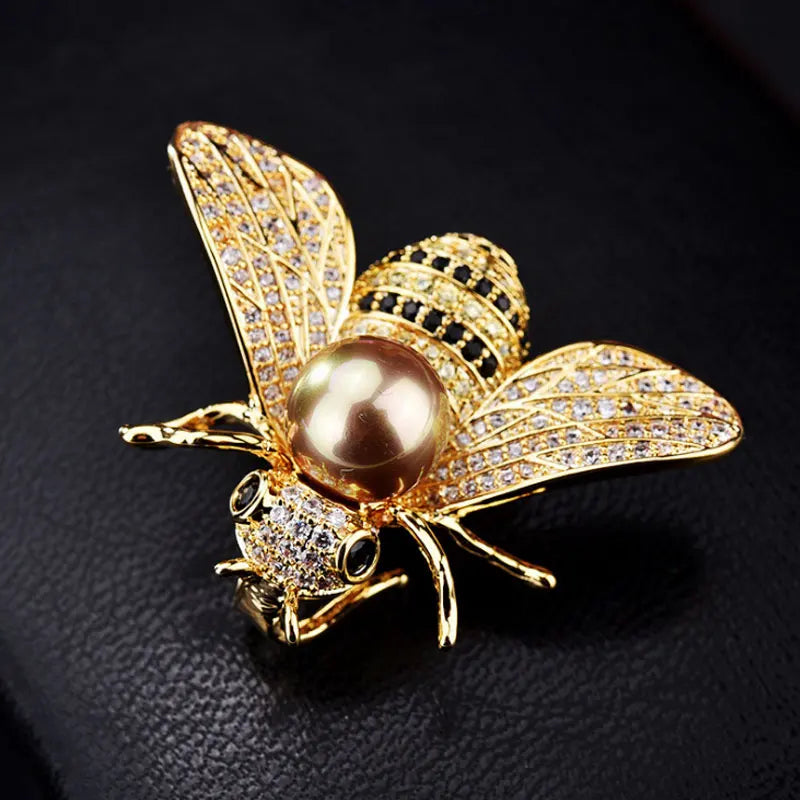 Little Bee Crystal And Rhinestone Pin Brooch