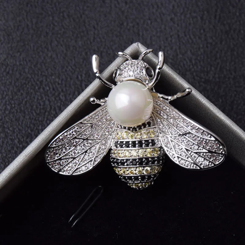 Little Bee Crystal And Rhinestone Pin Brooch